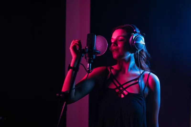 The Quiet Revolution: How Interludes and Skits Are Outsmarting the Algorithm